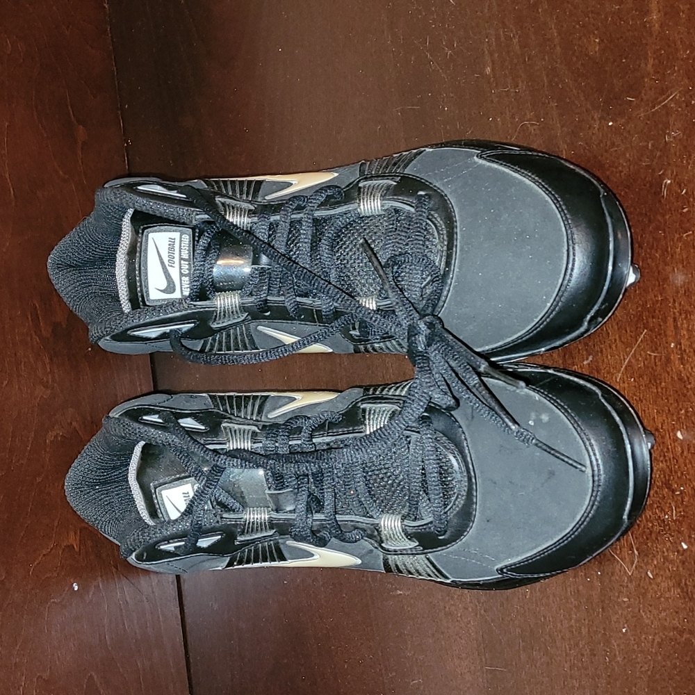 Nike Air size 11.5 football cleats